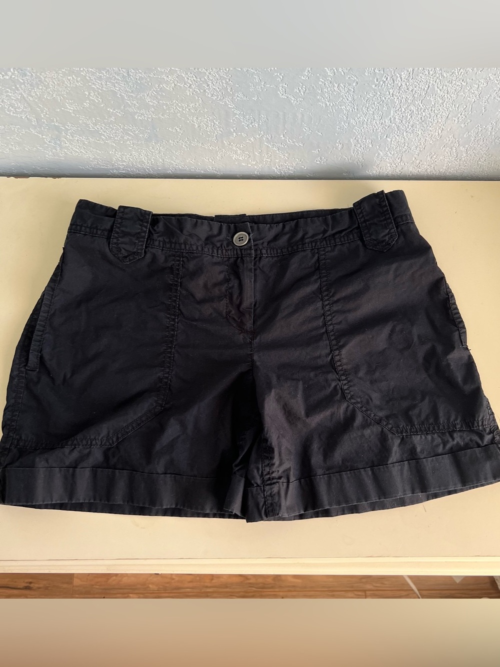 Vintage Y2K Utility Outback Red Black Cargo Shorts – Size 4